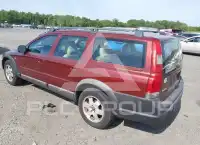 2001 Volvo V70 фото