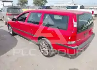 2001 Volvo V70 фото
