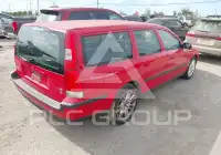 2001 Volvo V70 фото