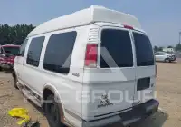 2001 GMC Savana photo