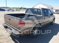 2001 GMC SONOMA photo