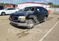 2001 GMC YUKON photo