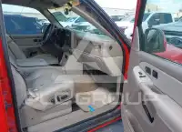 2001 GMC YUKON фото