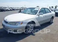 2001 Lexus ES300 photo