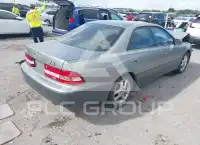 2001 Lexus ES300 фото