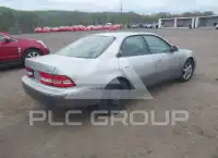 2001 Lexus ES300 photo