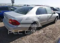 2001 Lexus LS430 фото