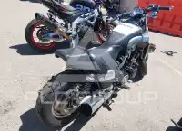 2001 Yamaha  фото