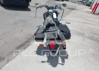 2001 Yamaha XVS1100 фото