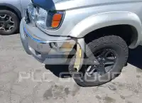 2001 Toyota 4 RUNNER фото