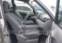 2001 Toyota RAV4 фото