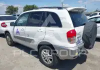 2001 Toyota RAV4 фото