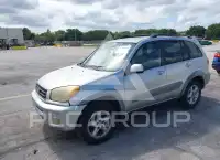 2001 Toyota RAV4 photo