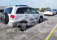 2001 Toyota RAV4 фото