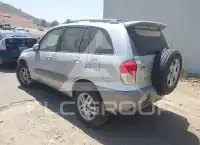 2001 Toyota RAV4 фото