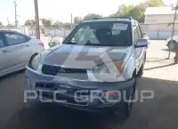 2001 Toyota RAV4 photo