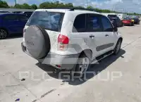 2001 Toyota RAV4 photo