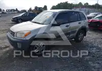 2001 Toyota RAV4 photo