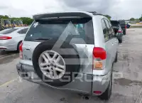 2001 Toyota RAV4 фото