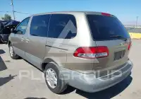 2001 Toyota SIENNA фото