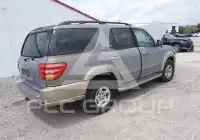 2001 Toyota SEQUOIA photo