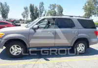 2001 Toyota SEQUOIA фото