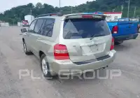 2001 Toyota Highlander фото