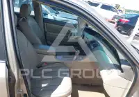 2001 Toyota AVALON photo