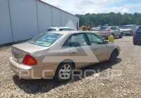 2001 Toyota AVALON photo