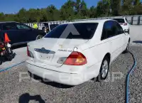 2001 Toyota AVALON photo