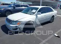2001 Toyota AVALON photo
