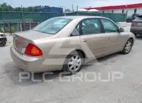 2001 Toyota AVALON фото