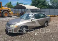 2001 Toyota AVALON photo
