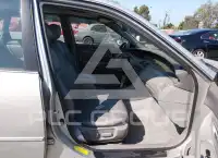 2001 Toyota AVALON фото