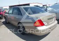 2001 Toyota AVALON photo