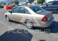 2001 Toyota AVALON фото