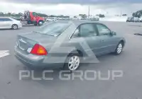 2001 Toyota AVALON photo