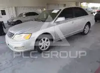 2001 Toyota AVALON фото