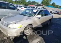 2001 Toyota AVALON фото
