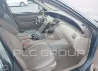 2001 Toyota AVALON photo