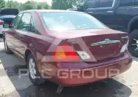 2001 Toyota AVALON photo