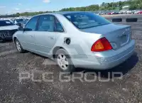 2001 Toyota AVALON photo