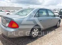 2001 Toyota AVALON фото