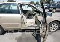 2001 Toyota AVALON фото