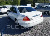 2001 Toyota AVALON photo