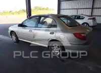 2001 KIA Rio photo