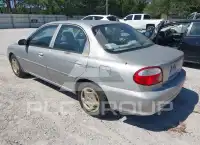 2001 KIA Sephia photo
