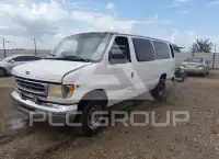 2001 Ford E-350 photo