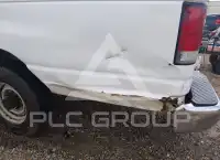 2001 Ford E-350 photo