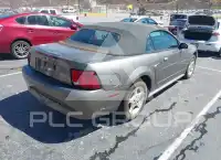 2001 Ford MUSTANG photo